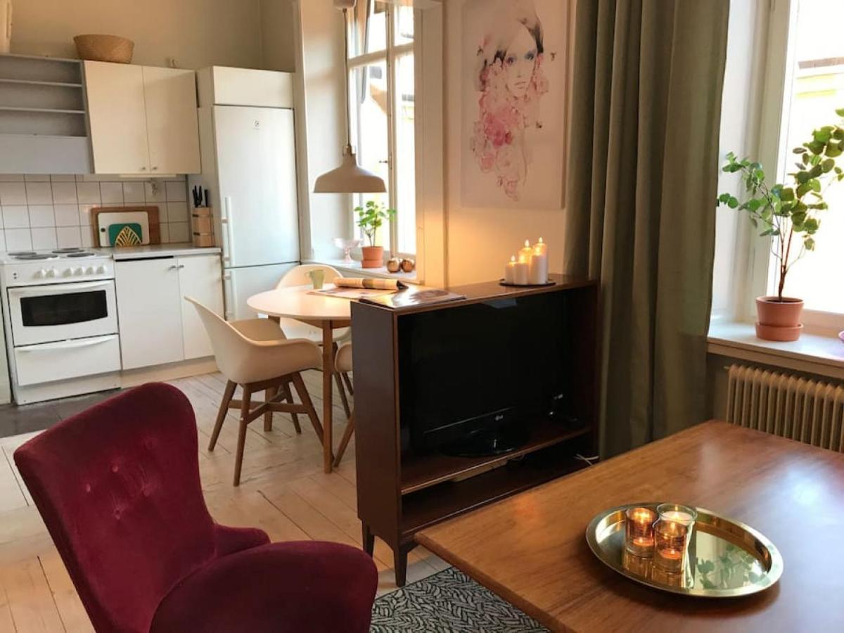Bohemian And Light One Room Apartment In Sofo 31Sqm Stockholm Exterior photo