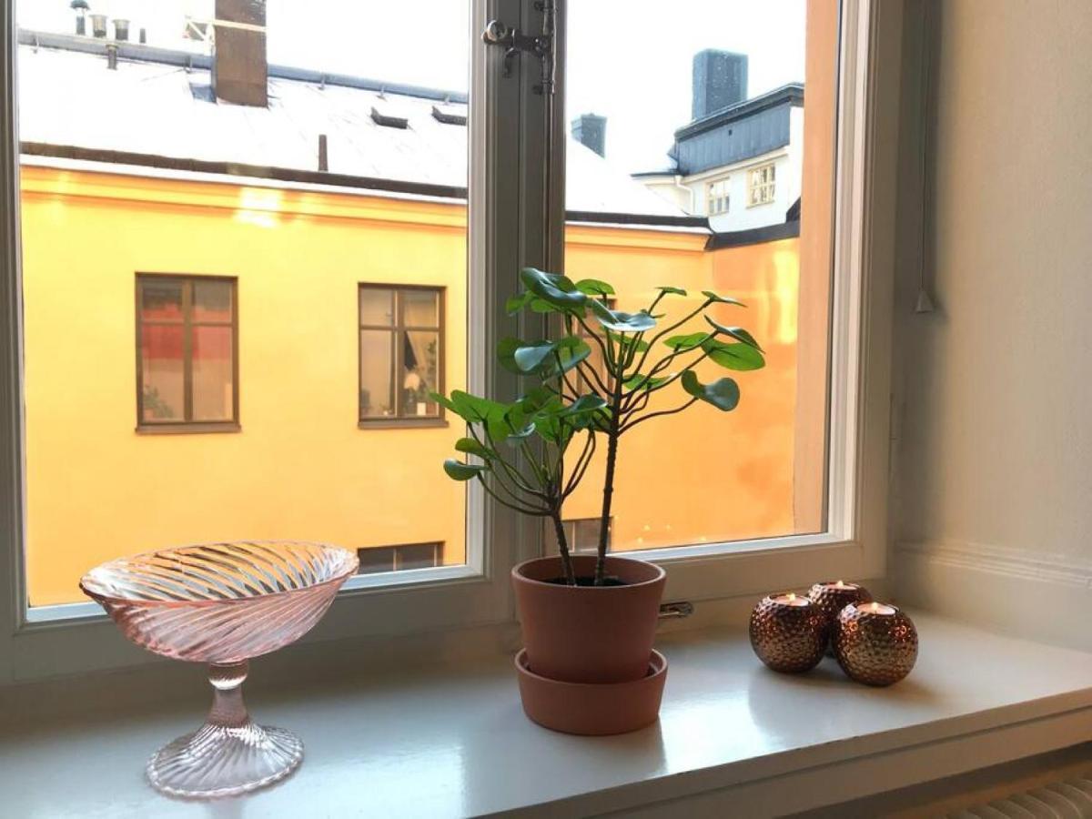 Bohemian And Light One Room Apartment In Sofo 31Sqm Stockholm Exterior photo